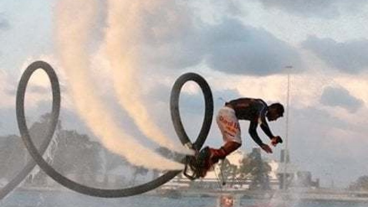 Dai-flyboard-alle-mongolfiere-ma-anche-cascate-e-ponti-tibetani.jpg