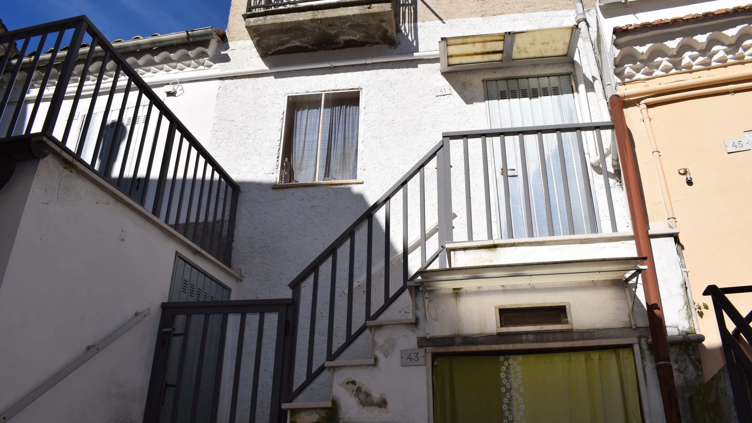 casa14-via-caro-gioiello