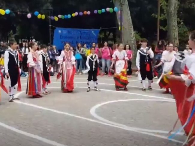Biccardi-Foggia-il-folk-entra-nelle-scuole-con-Danzaria.jpg