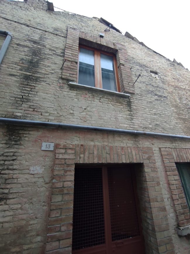 casa-23-vico-vii-duomo-01