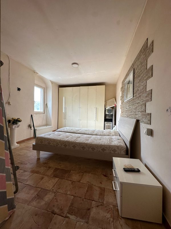 Casa 26 - Vico V° Duomo - immagine 4